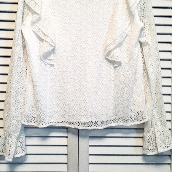 NWOT Simple Flavor White Ruffle Lace Poet Blouse M - Picture 12 of 15